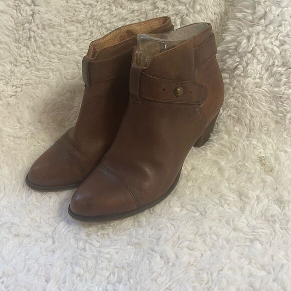 Corso Como leather Brown ankle Boots Block heels side zipper almond toe SZ8.5M - Picture 1 of 12
